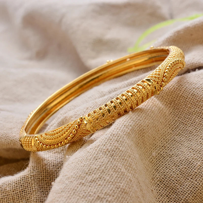 Elegant Gold Bangle Bracelet