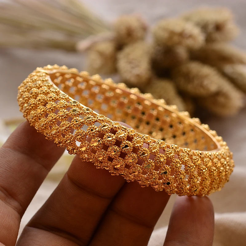 Elegant Gold Bangle Bracelet