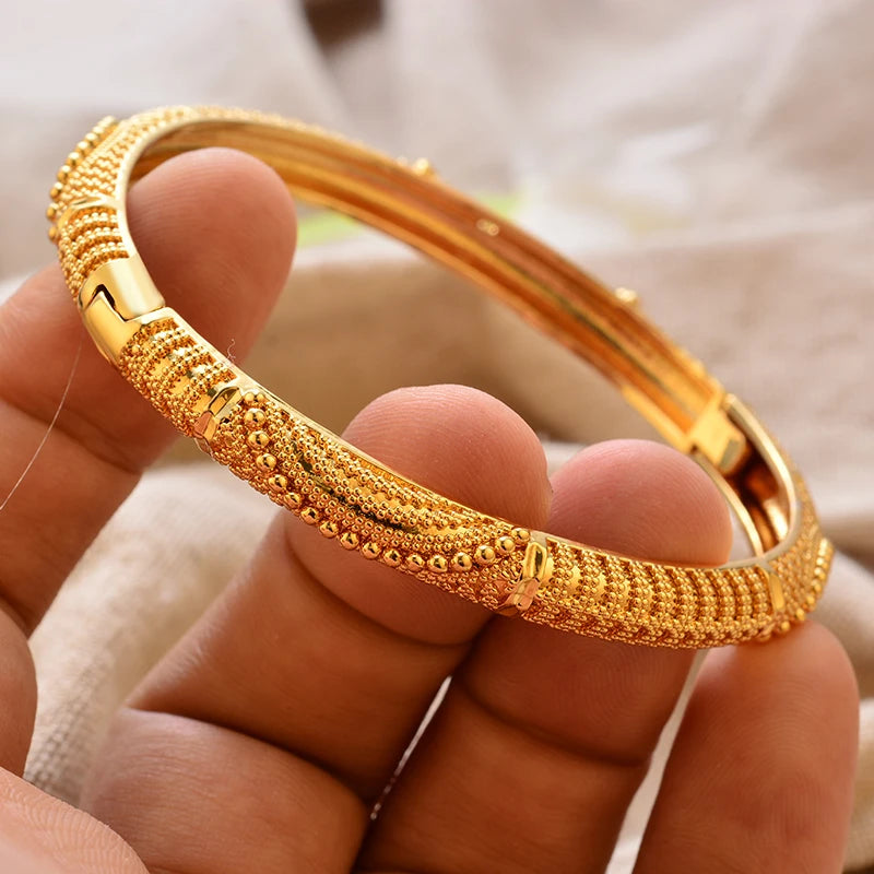 Elegant Gold Bangle Bracelet