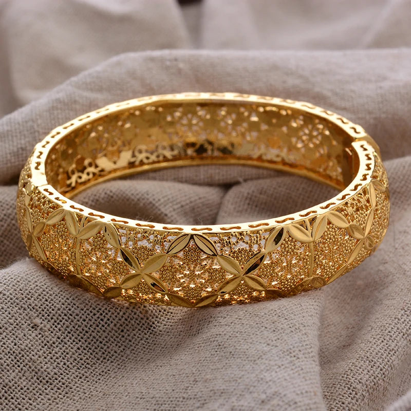Elegant Gold Bangle Bracelet