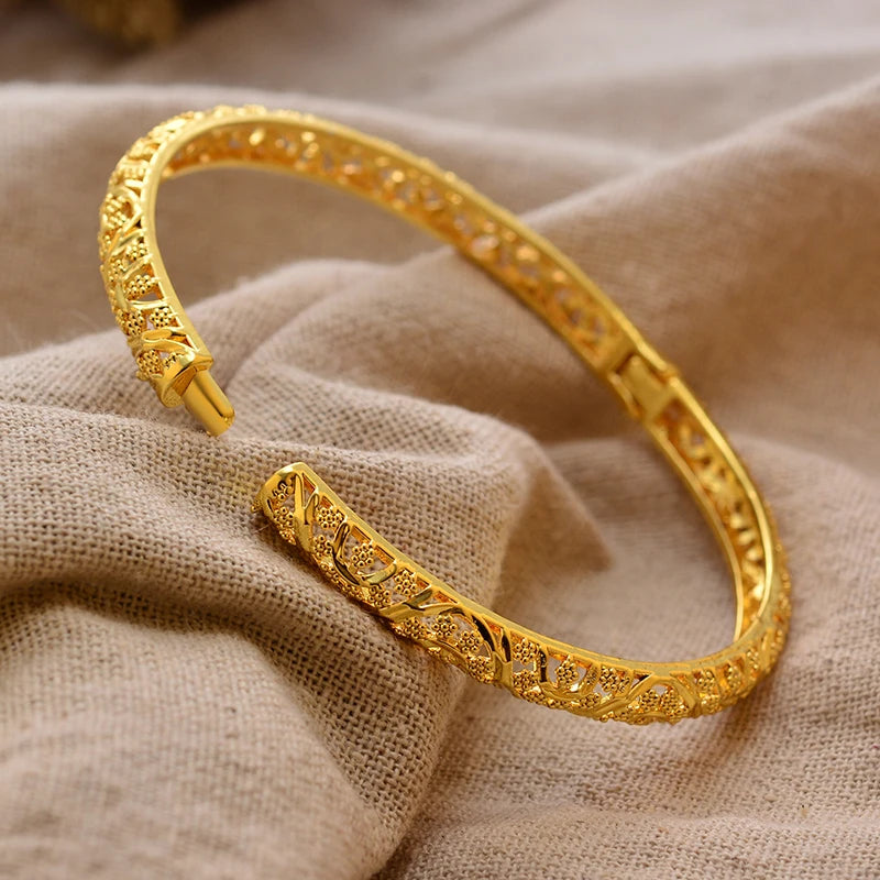 Elegant Gold Bangle Bracelet